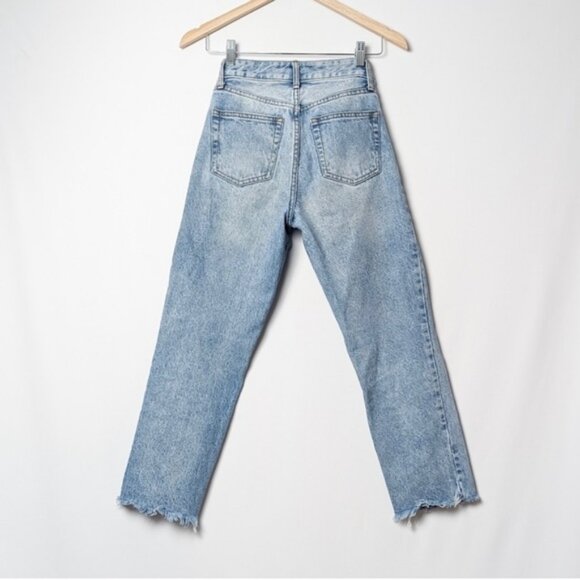 JOHN GALT FROM BRANDY MELVILLE LIGHT WASH DENIM JEANS BUTTONS CLOSURE SIZE XS - Picture 7 of 11